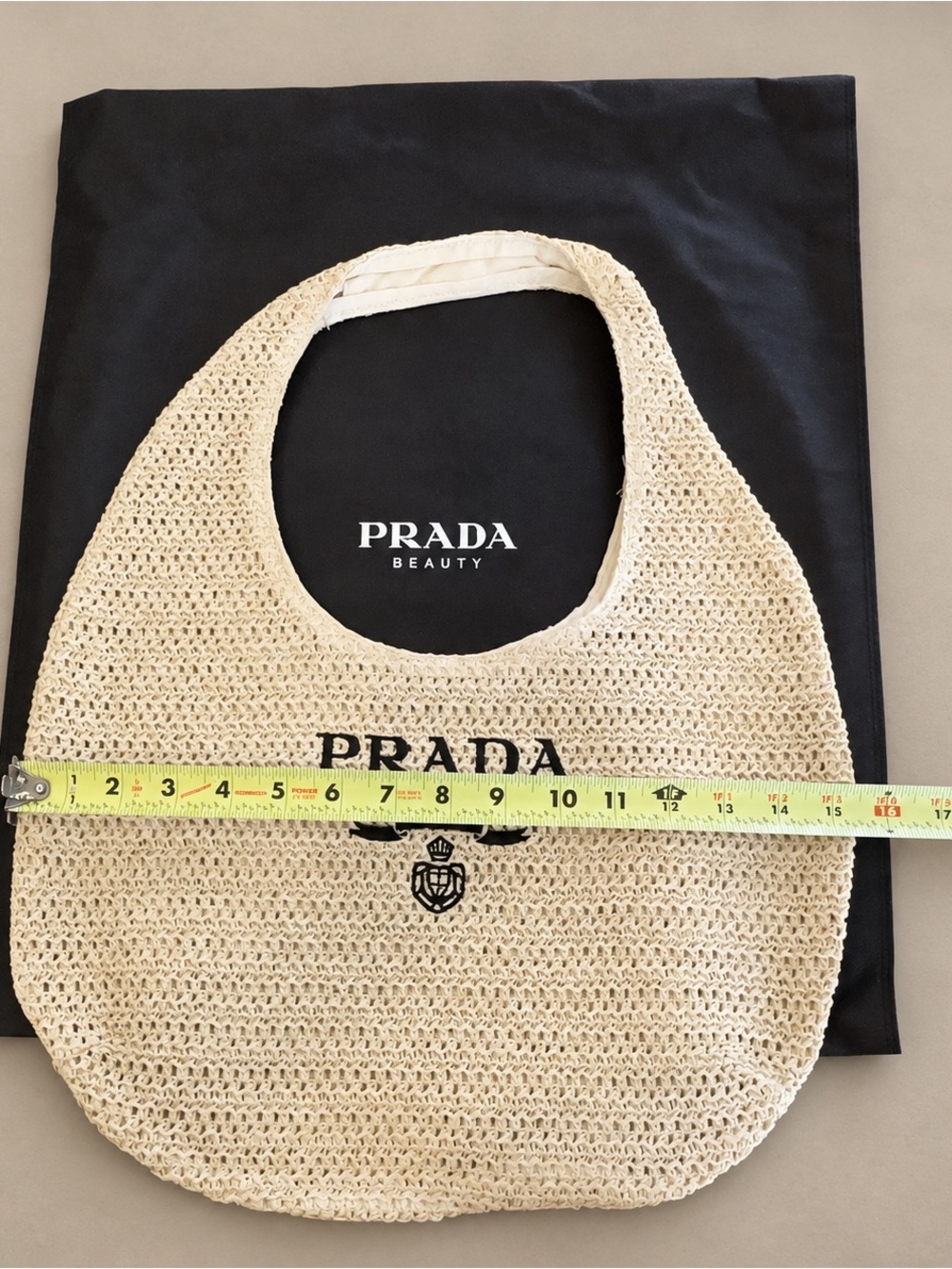 Prada Beauty Tan Cream Woven Raffia Tote Bag Medium Travel Resort NIP Gift RARE - Picture 5 of 7
